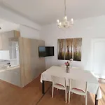 Kimm Ii דירה *